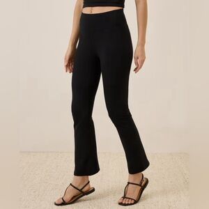Pact Women's On the Go-To Cropped Bootcut Legging